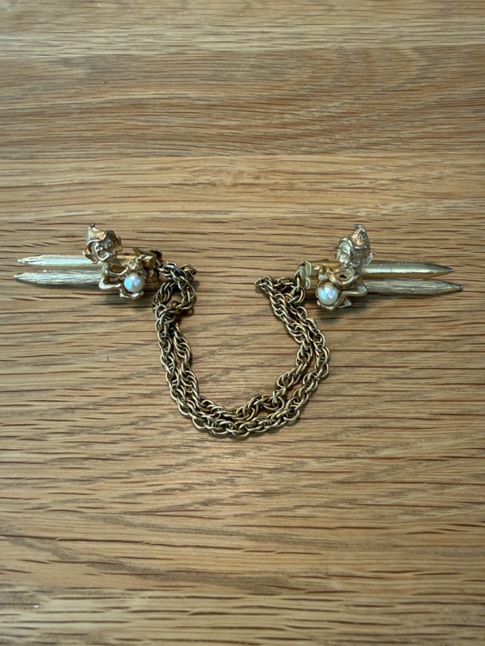 VTG Sweater Guard Gold-Tone Double Rope Chain w/ Real Pearl Accents & Elves